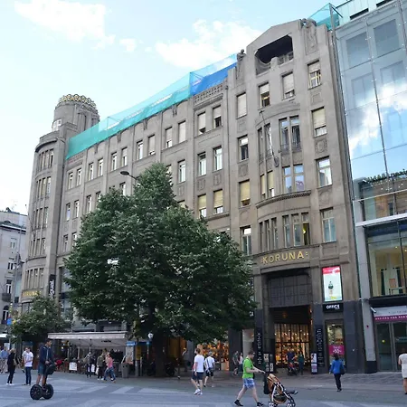 Merchants Crown And 프라하